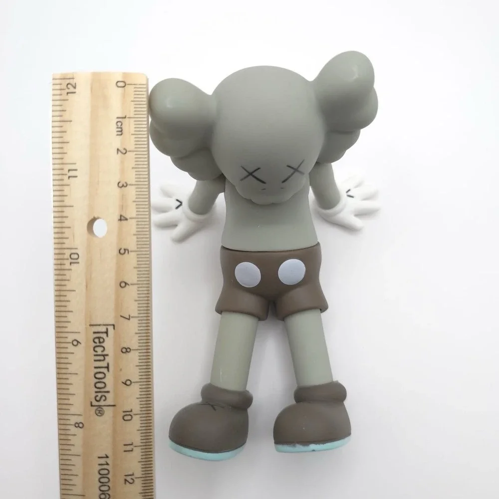 XXKAWS Trendy Ornaments Figure Art Gray New Open Box XX‎ KAWS